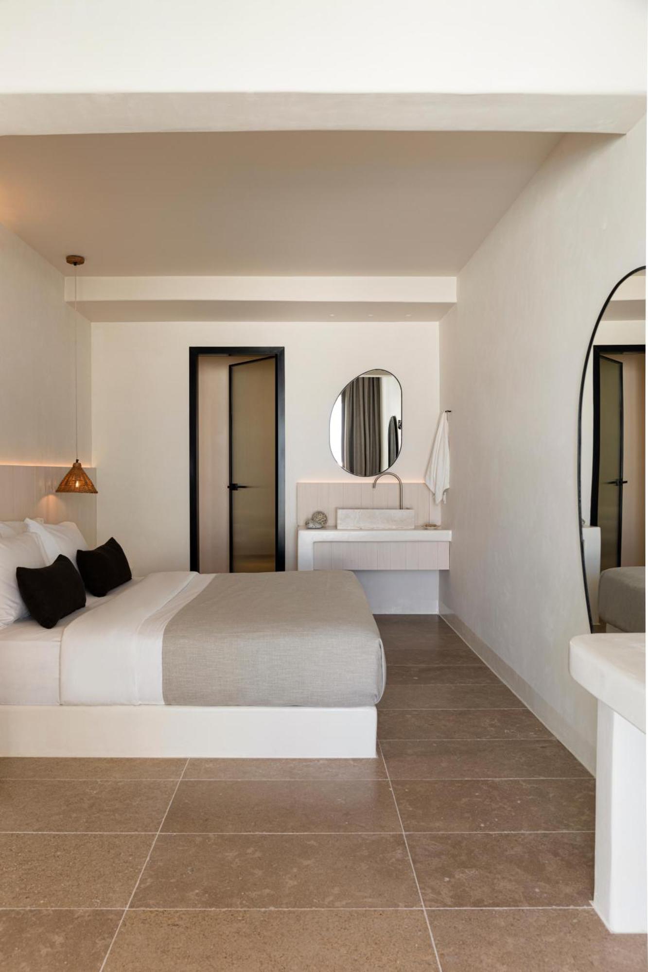 Porto Mykonos 4*