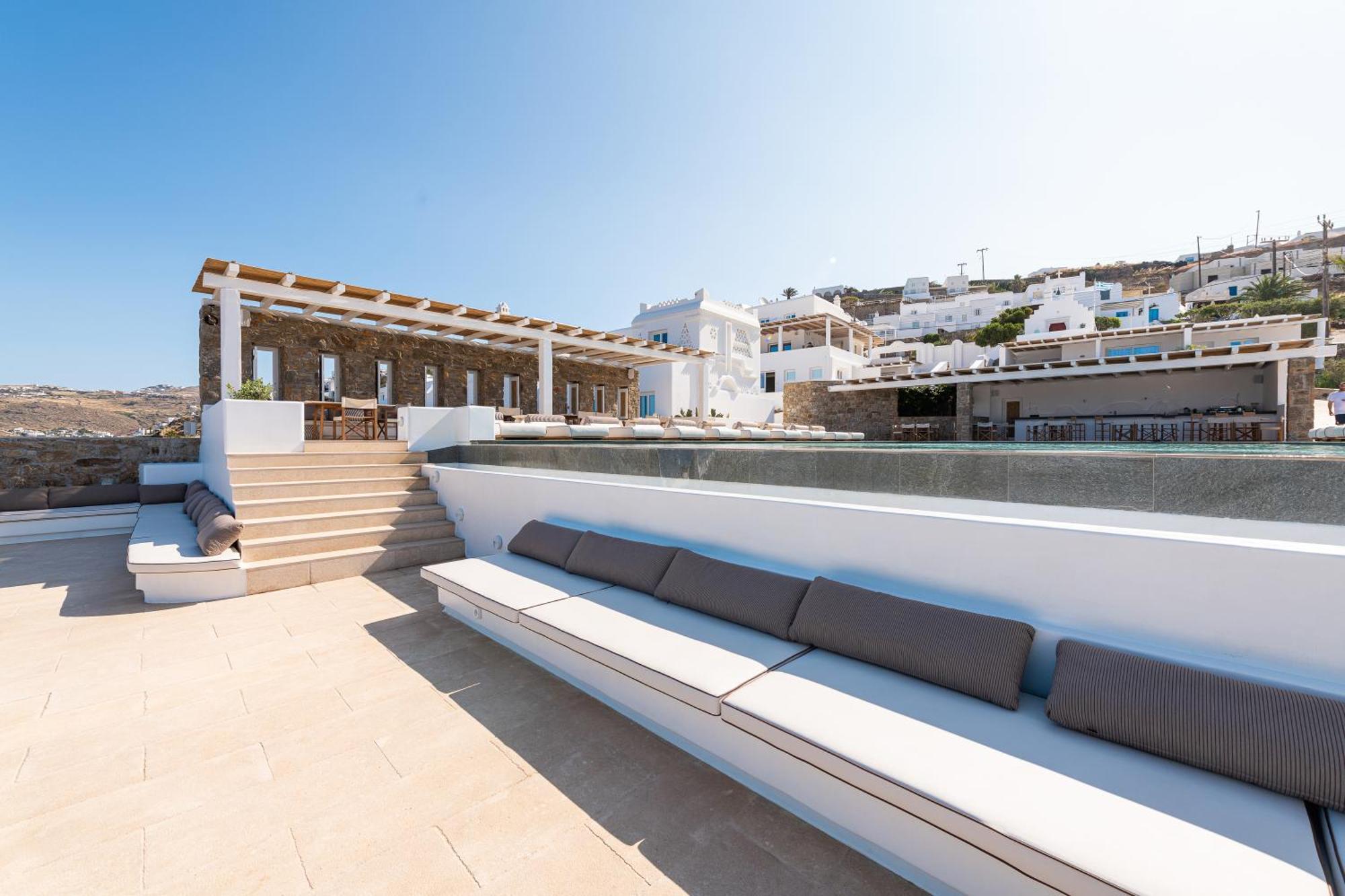 Porto Mykonos מלון 4*